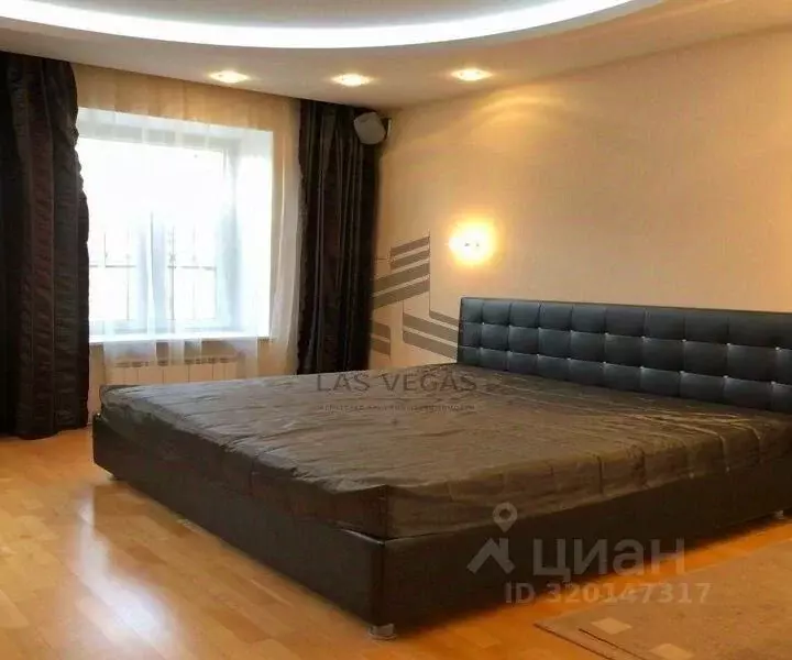 3-к кв. Санкт-Петербург ул. Союза печатников, 18-20 (100.0 м) - Фото 0