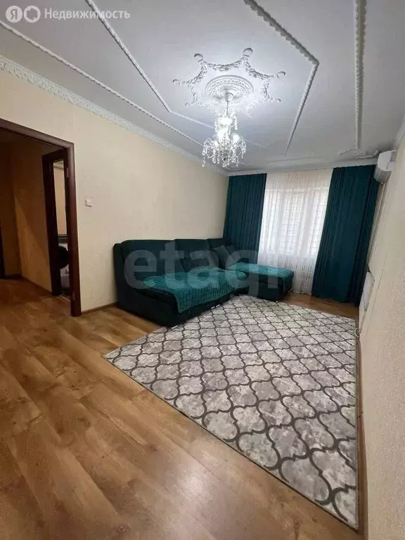 3-комнатная квартира: Губкин, улица Раевского, 22А (62.4 м) - Фото 1