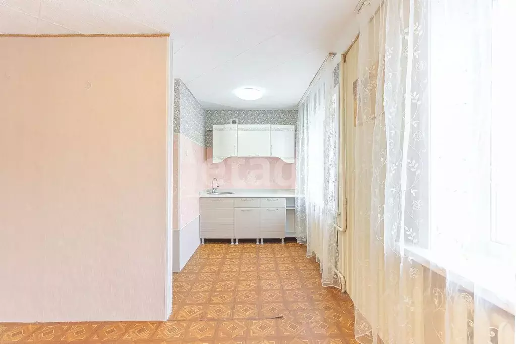 3-к кв. Сахалинская область, Холмск ул. Победы, 28 (57.8 м) - Фото 1