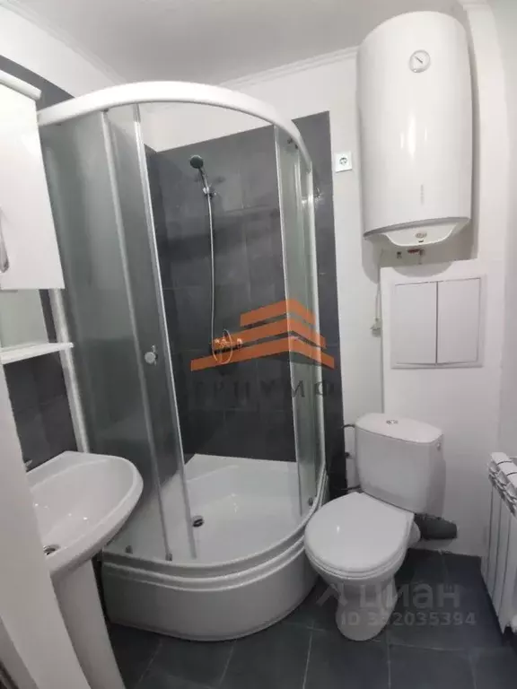 1-к кв. Крым, Феодосия ул. Челнокова, 62А (35.5 м) - Фото 1