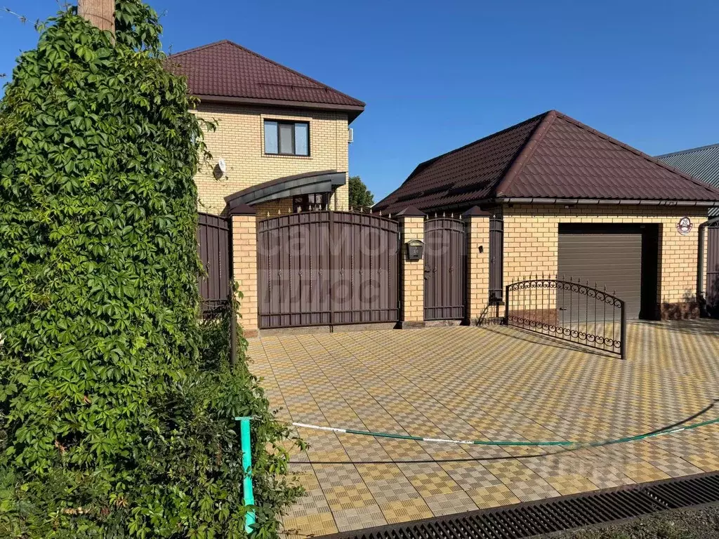 Дом в Оренбургская область, Оренбург Бузулукская ул., 26 (201 м) - Фото 0