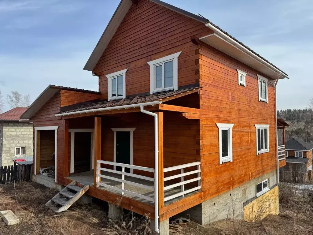 Дом в Иркутская область, Иркутский муниципальный округ, с. Смоленщина ... - Фото 1