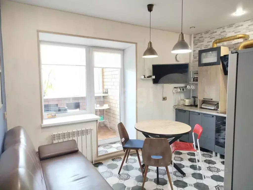 2-к кв. Архангельская область, Котлас ул. 70 лет Октября, 6 (55.1 м) - Фото 1