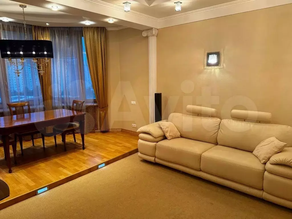 3-к. квартира, 105 м, 8/10 эт. - Фото 1