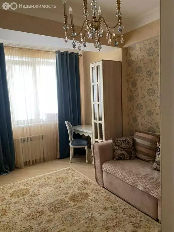 2-комнатная квартира: Махачкала, улица Батырая, 136 (56 м) - Фото 1