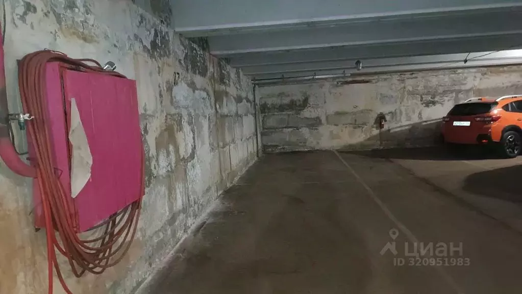 Гараж в Саратовская область, Саратов ул. Имени И.В. Мичурина, 98/102 ... - Фото 0