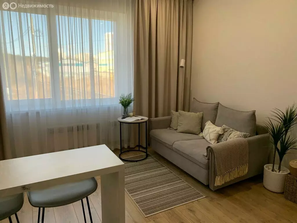 Квартира-студия: Свердловская область, муниципальное образование ... - Фото 1