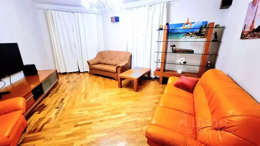 2-к кв. Калининградская область, Калининград Колхозная ул., 9 (69.0 м) - Фото 1