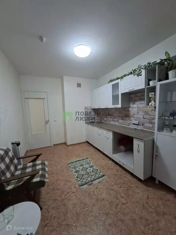 Продаётся 3-к квартира, 61.9 м - Фото 1