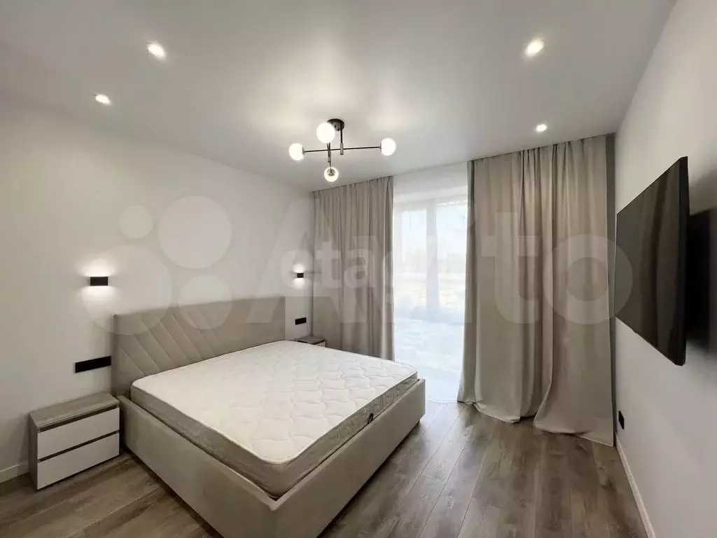 3-к. квартира, 70 м, 2/30 эт. - Фото 0