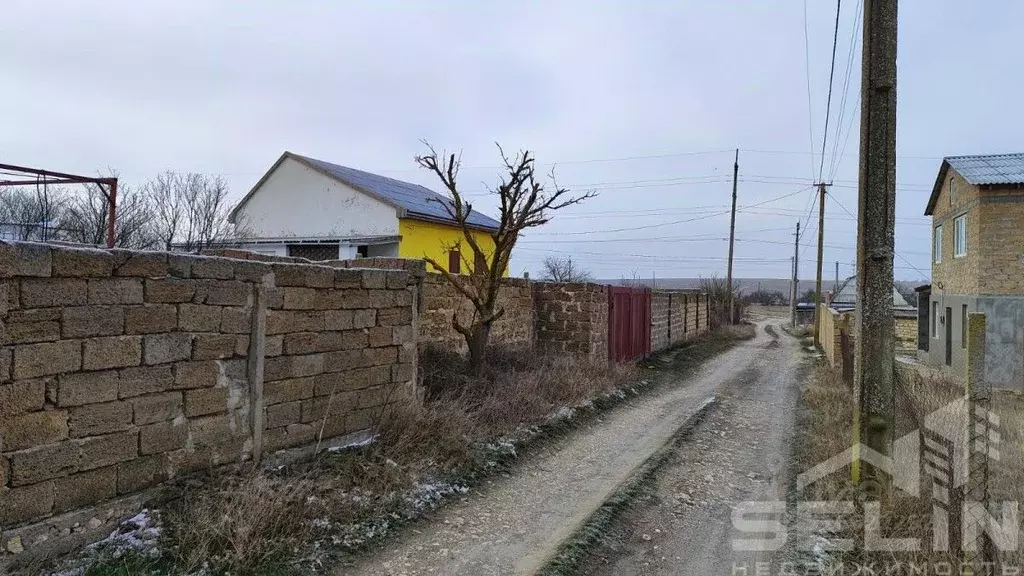 Дом в Крым, Евпатория городской округ, Новоозерное пгт  (60 м) - Фото 1