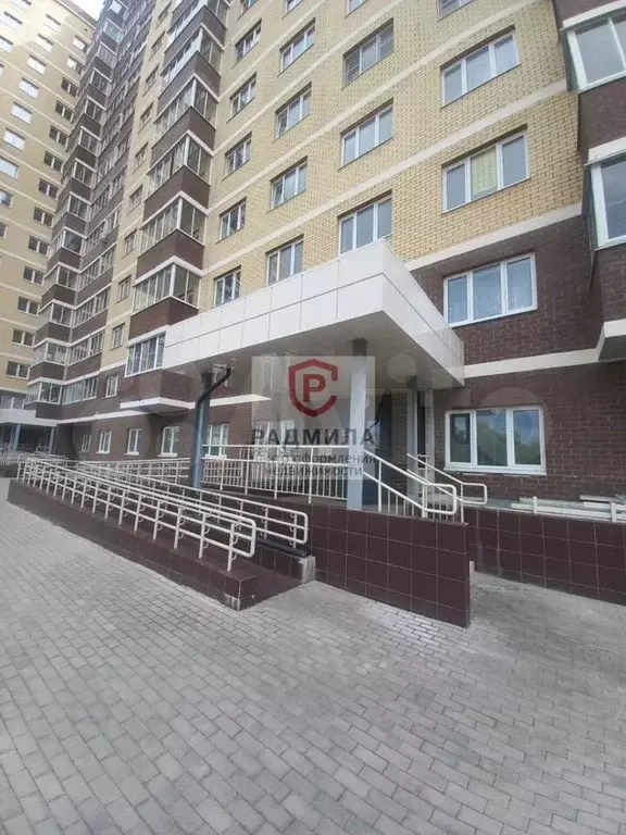 2-к. квартира, 60 м, 3/15 эт. - Фото 1