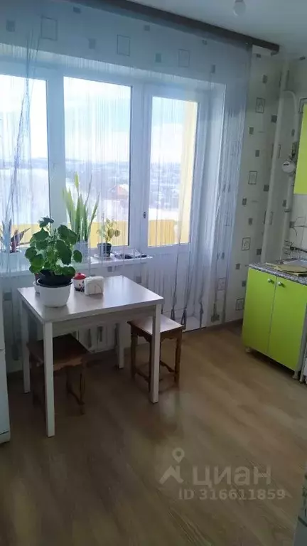 1-к кв. Смоленская область, Смоленск Королевка мкр, 13А (40.0 м) - Фото 0