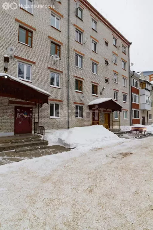 3-комнатная квартира: Заводоуковск, Революционная улица, 119 (58.2 м) - Фото 2