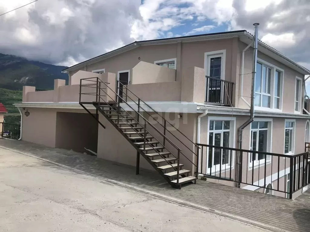 2-к кв. Крым, Ялта ул. Средне-Дарсановская, 13 (54.2 м) - Фото 0