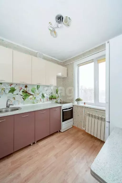 2-к кв. Алтайский край, Бийск ул. 8 Марта, 17 (44.8 м) - Фото 0