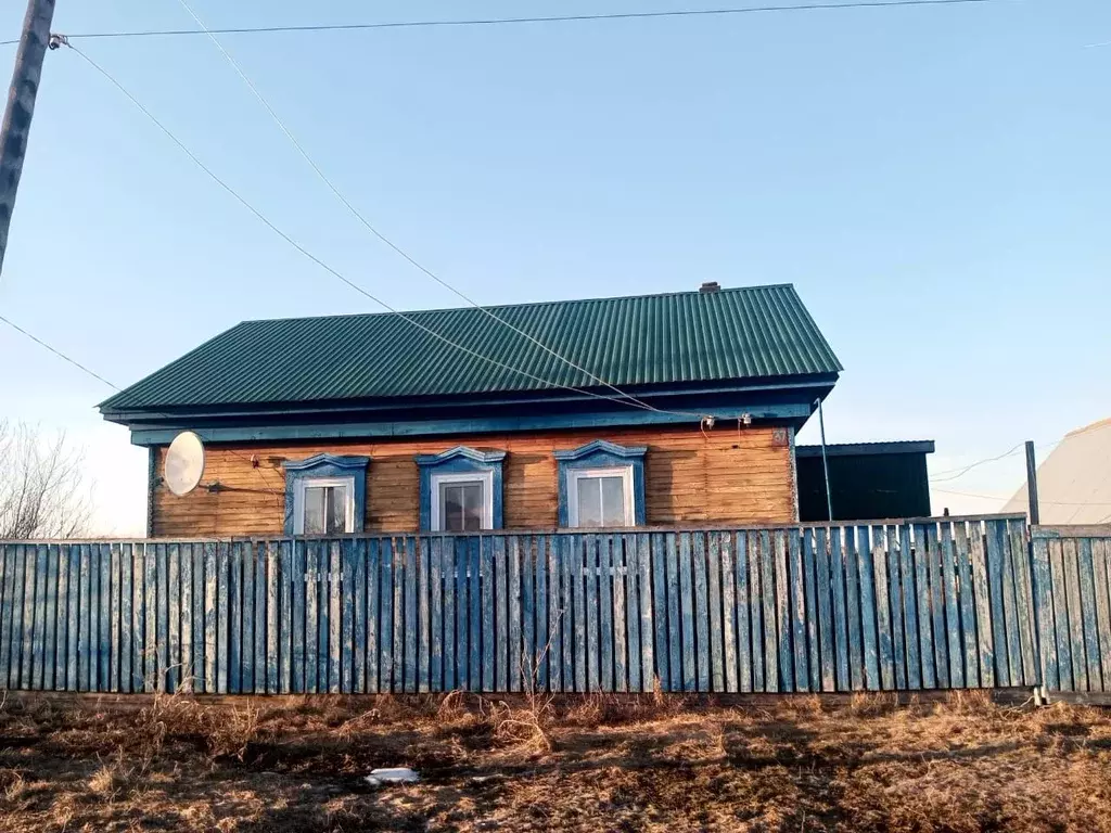 Дом в Башкортостан, Чишминский район, Шингак-Кульский сельсовет, д. ... - Фото 1