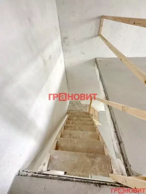 Квартира, 3 комнаты, 56.75 м - Фото 0