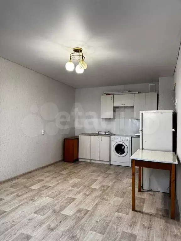 Комната 16,8 м в 1-к., 6/9 эт. - Фото 1