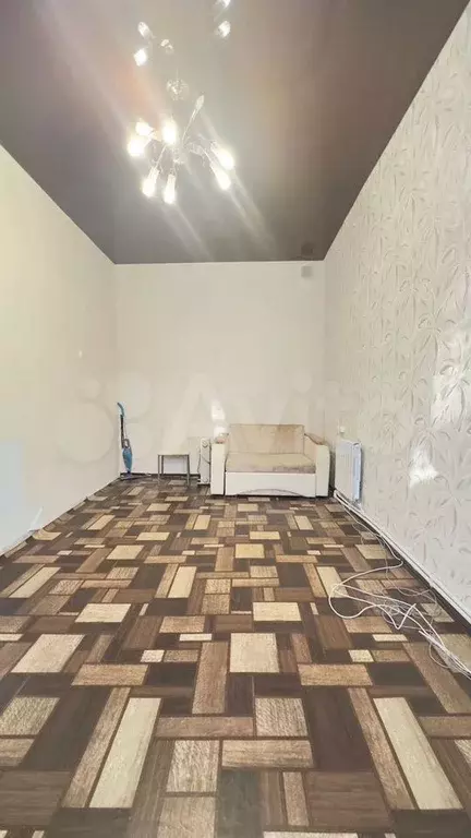 Комната 31,8 м в 1-к., 1/5 эт. - Фото 1