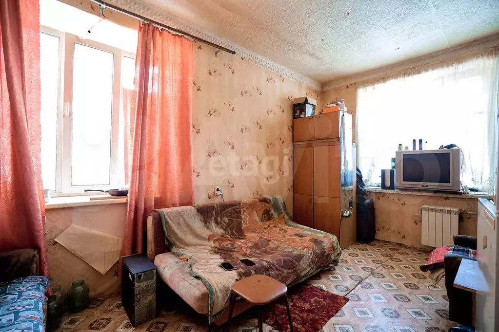 Комната 16,8м в 4-к, 1/4эт. - Фото 0