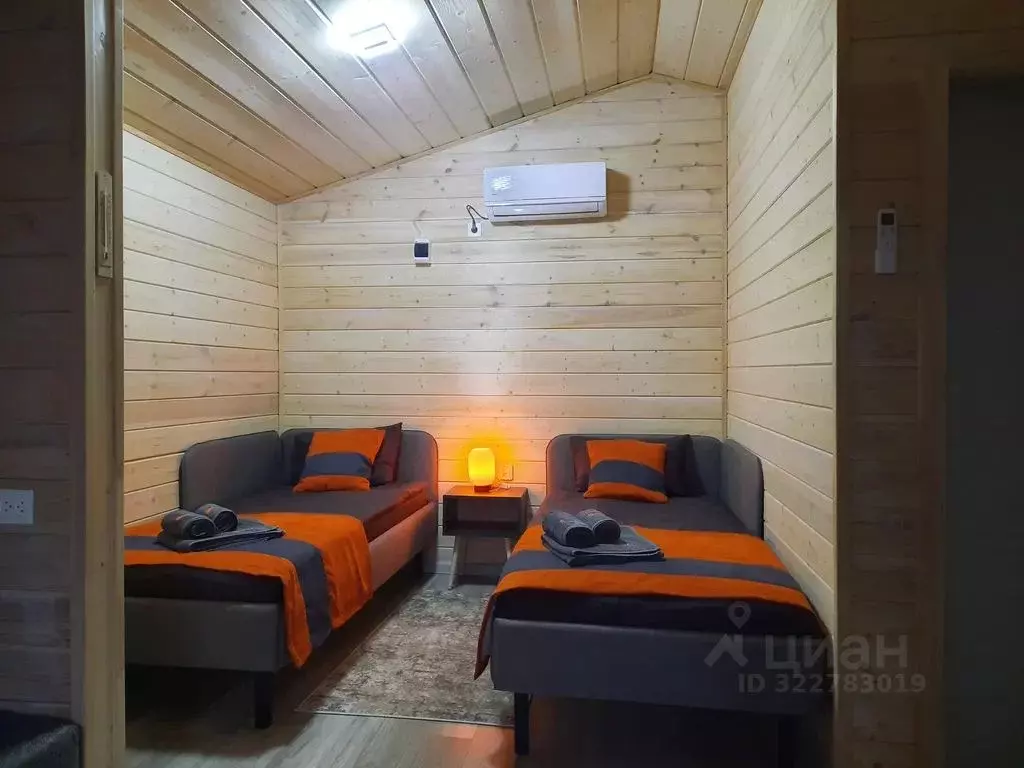 Дом в Воронежская область, Богучарский район, Поповское с/пос, с. ... - Фото 0