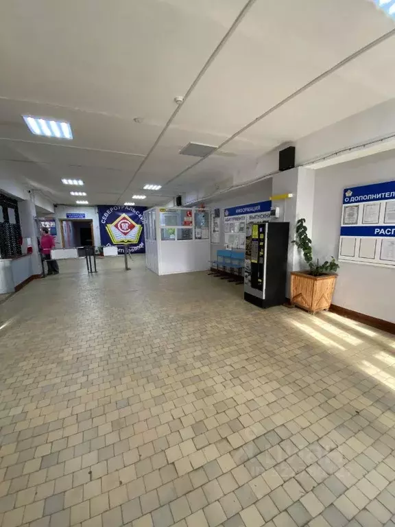 Помещение свободного назначения в Свердловская область, Североуральск ... - Фото 2