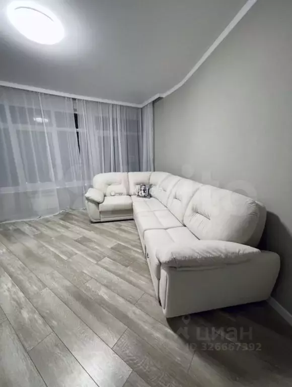 2-к кв. Татарстан, Казань ул. Оренбургский Тракт, 24Б (70.0 м) - Фото 1