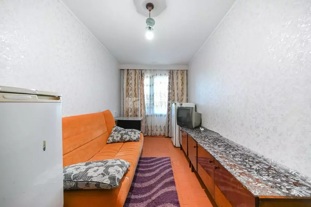 Комната Алтайский край, Барнаул ул. Гущина, 160 (14.0 м) - Фото 1