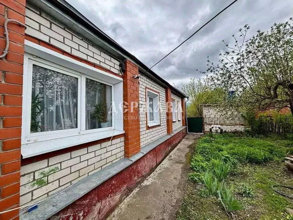 Дом в Белгородская область, Старооскольский городской округ, с. ... - Фото 0
