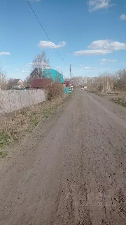 Участок в Омская область, Омск Кедр СНТ, аллея 13-я (7.0 сот.) - Фото 1