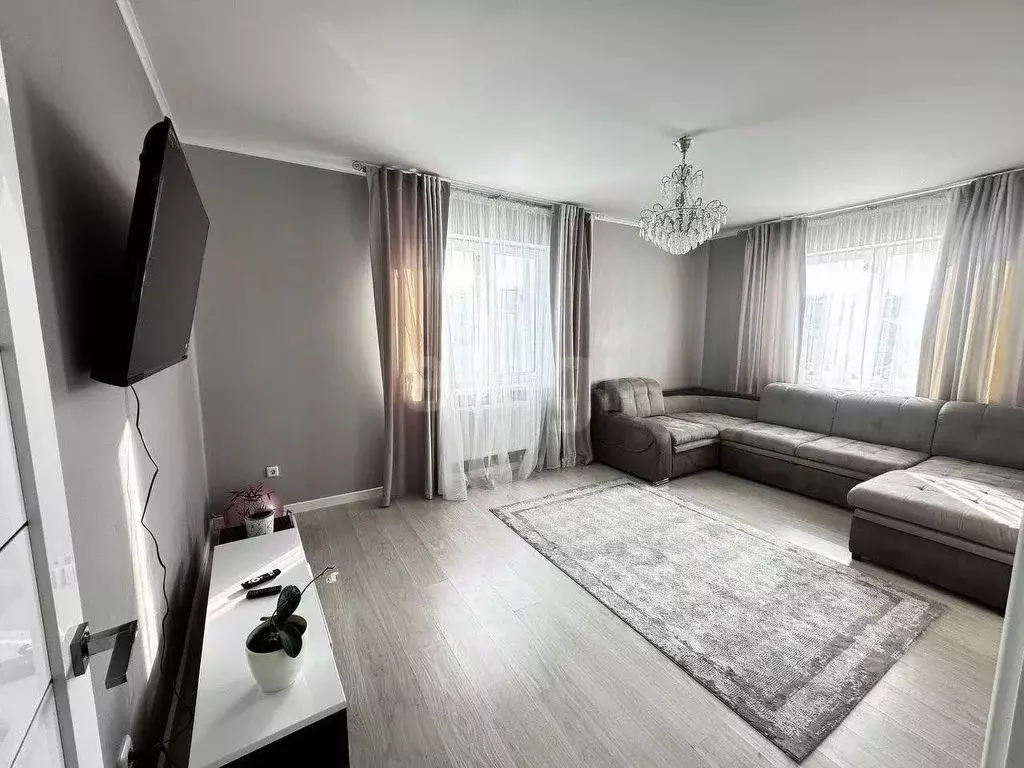 2-к кв. Ямало-Ненецкий АО, Новый Уренгой Мирный мкр, 1/6А (57.2 м) - Фото 1