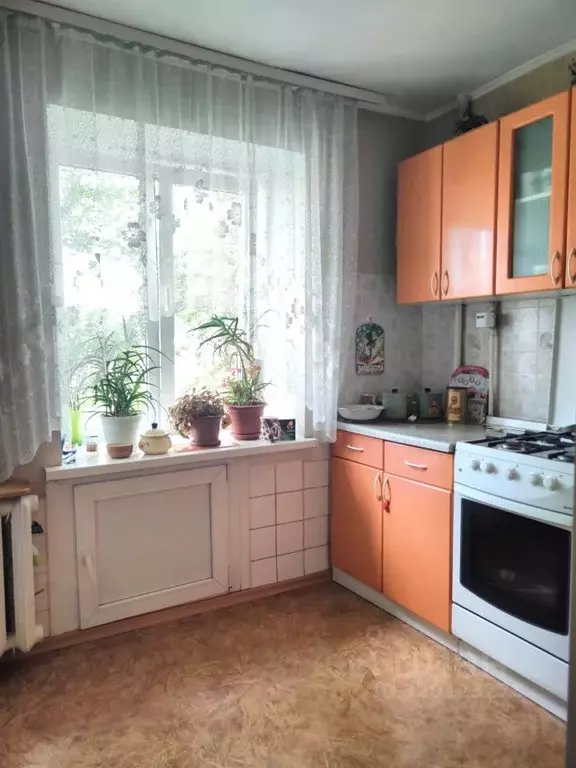 3-к кв. Омская область, Омск ул. Красный Путь, 78 (59.0 м) - Фото 0