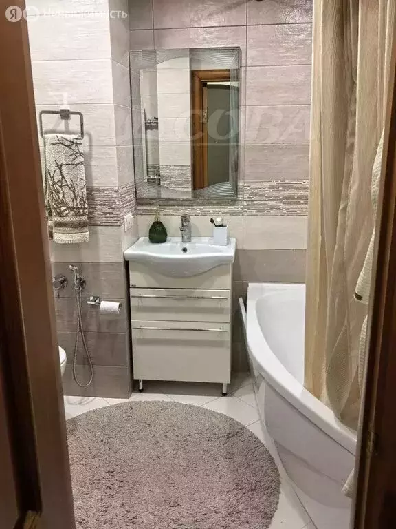 2-комнатная квартира: Тюмень, улица Шиллера, 34 (34 м) - Фото 0