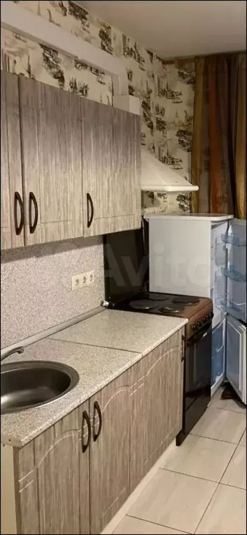 1-к. квартира, 40 м, 4/27 эт. - Фото 0