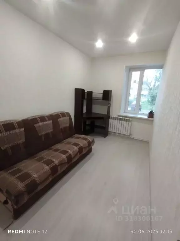 3-к кв. Калужская область, Калуга ул. Глаголева, 38 (70.1 м) - Фото 0