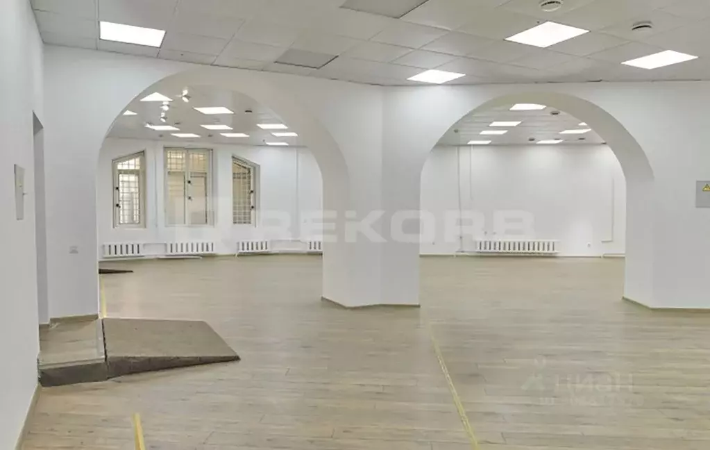 Офис в Санкт-Петербург наб. Реки Мойки, 37 (314 м) - Фото 1