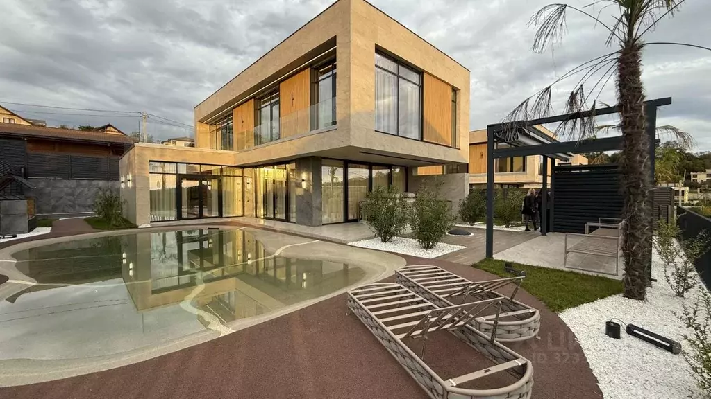 Дом в Краснодарский край, Сочи городской округ, с. Верхневеселое  (250 ... - Фото 1