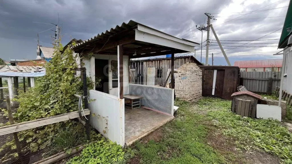 Дом в Оренбургская область, пос. Саракташ ул. Трудовая, 29 (64 м) - Фото 2