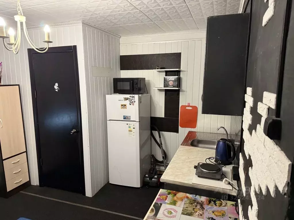 Комната Иркутская область, Иркутск ул. Черняховского, 18 (15.0 м) - Фото 2