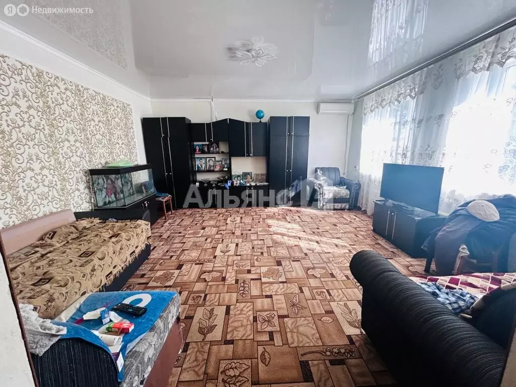 2-комнатная квартира: станица Тацинская, Молодёжная улица, 28 (67.5 м) - Фото 1