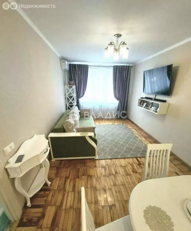 3-комнатная квартира: Белгород, улица Победы, 54 (62.4 м) - Фото 0