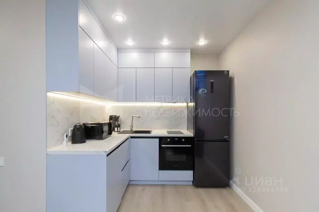 1-к кв. Тюменская область, Тюмень ул. Николая Глебова, 3 (40.0 м) - Фото 1