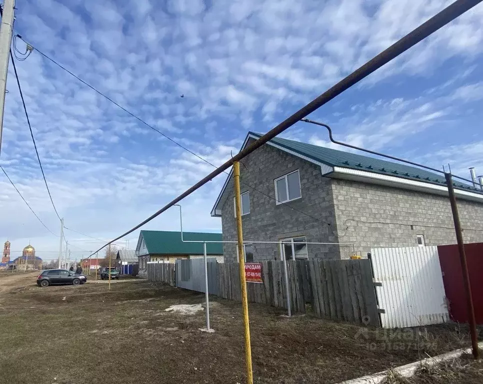 Дом в Самарская область, Нефтегорский район, с. Утевка Уральская ул., ... - Фото 0