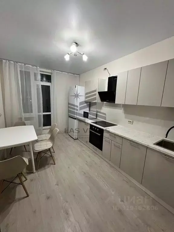3-к кв. Санкт-Петербург Малая Митрофаньевская ул., 5к1 (77.3 м) - Фото 0