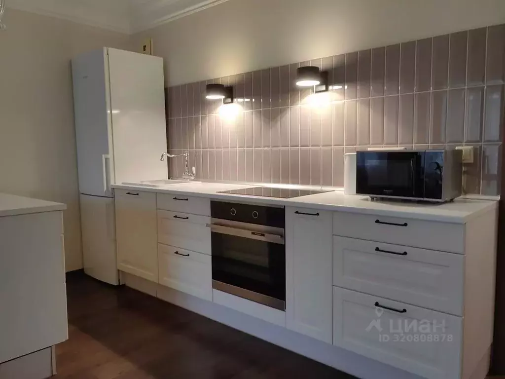 1-к кв. Красноярский край, Красноярск ул. Молокова, 28 (50.0 м) - Фото 1