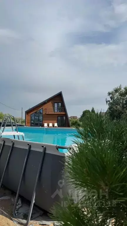 Дом в Саратовская область, Энгельсский район, Красноярское ... - Фото 1