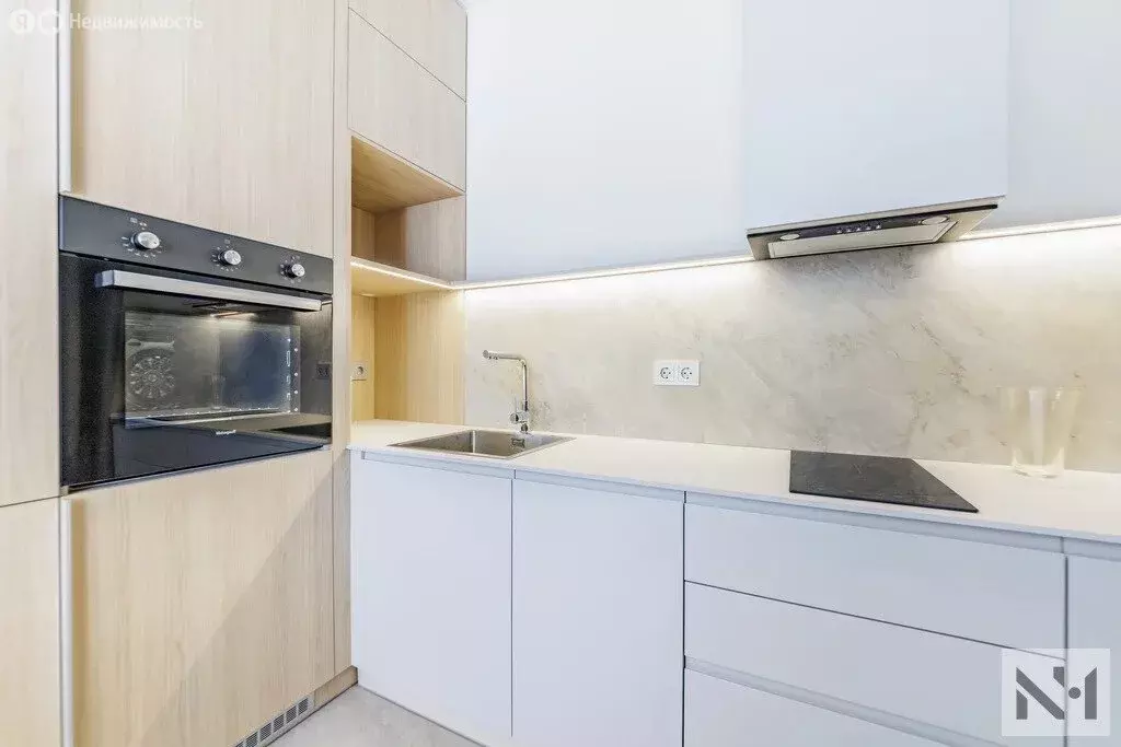 Квартира-студия: Санкт-Петербург, улица Челюскина, 8 (36 м) - Фото 1