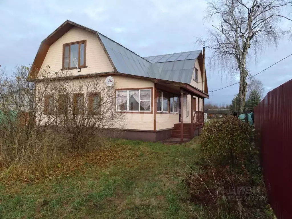 Дом в Вологодская область, Сокольский муниципальный округ, д. Шера  ... - Фото 1