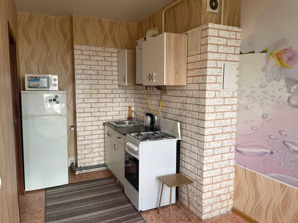 3-к. квартира, 60 м, 2/9 эт. - Фото 1